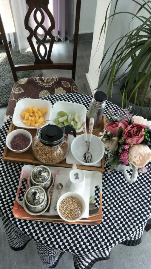 Medom'S Bnb Kohima Exteriör bild