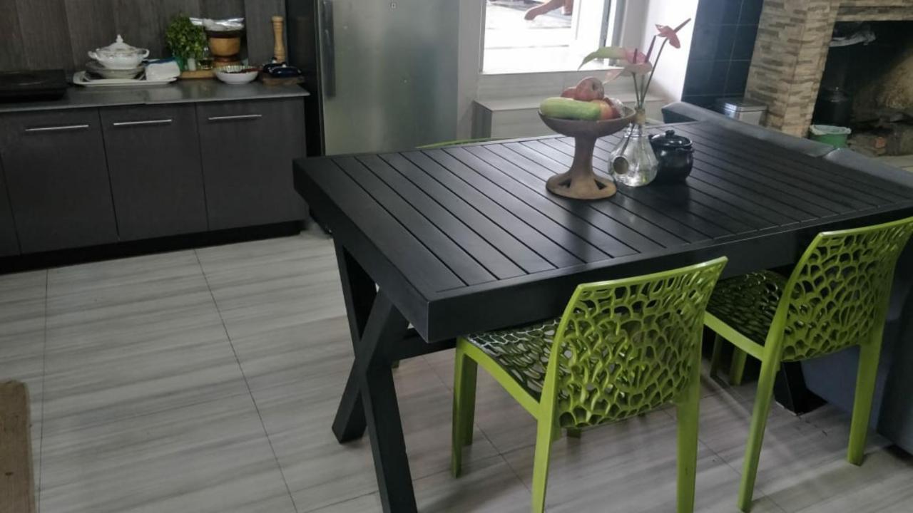 Medom'S Bnb Kohima Exteriör bild